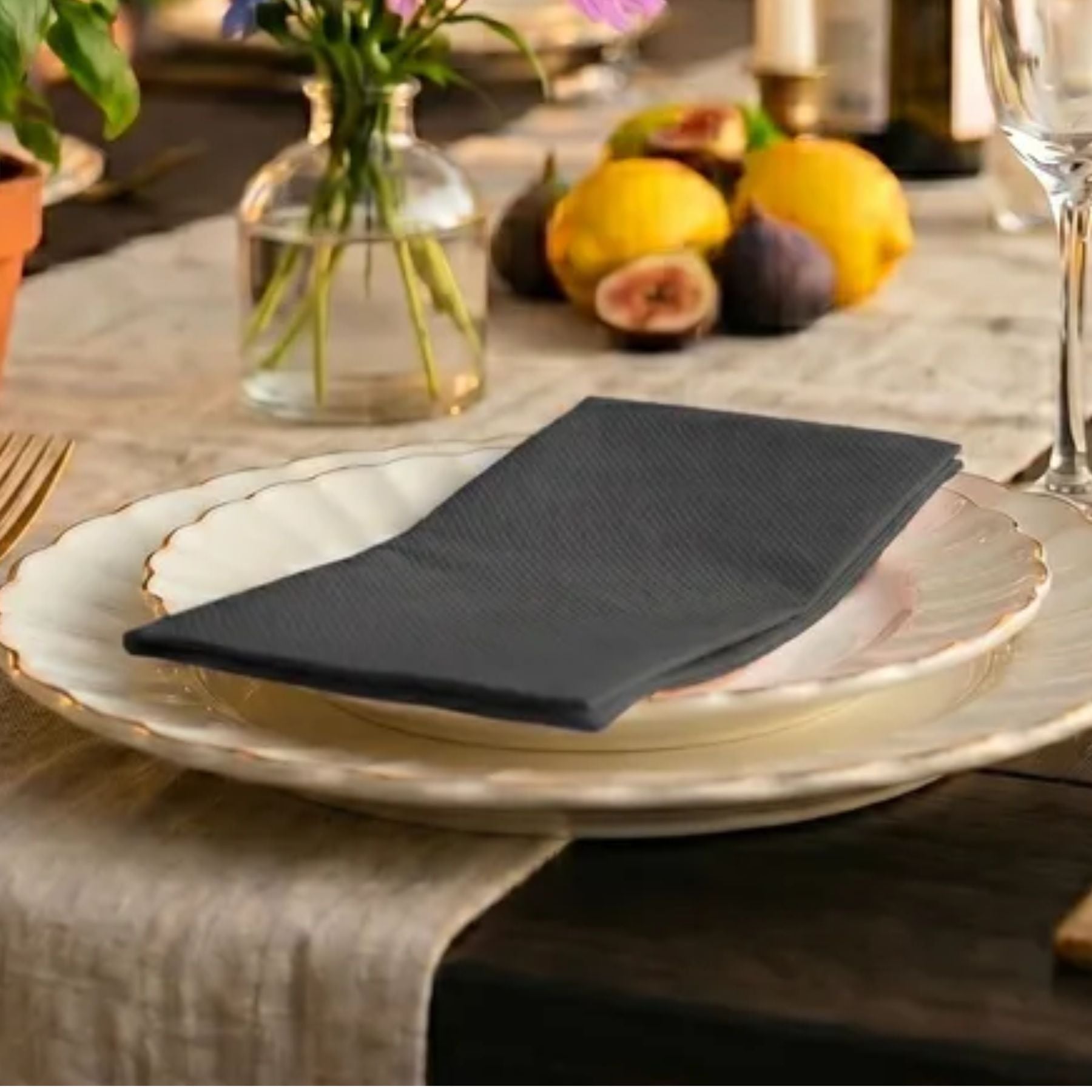 BLACK Disposable Dinner Napkins — Cloth-Like Airlaid 16x16"