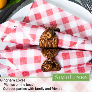 Red Gingham loves: Picnics on the beach, and outdoor parties with family and friends.