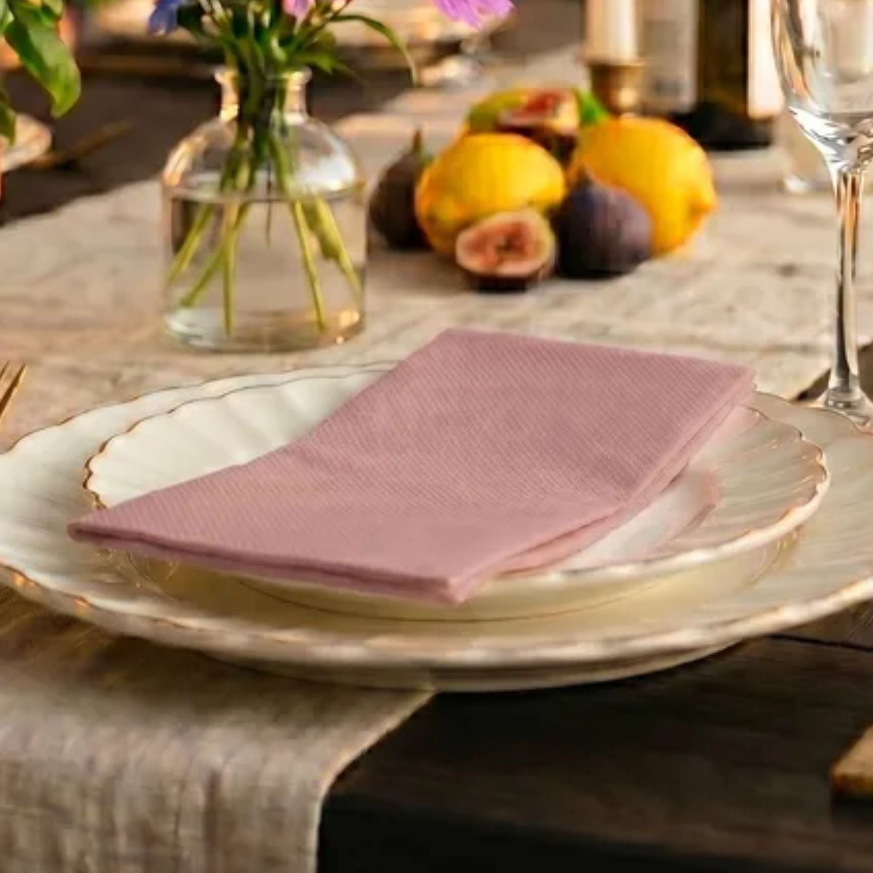 ANTIQUE PINK / DUSTY ROSE Disposable Dinner Napkins — Cloth-Like Airlaid 16x16"