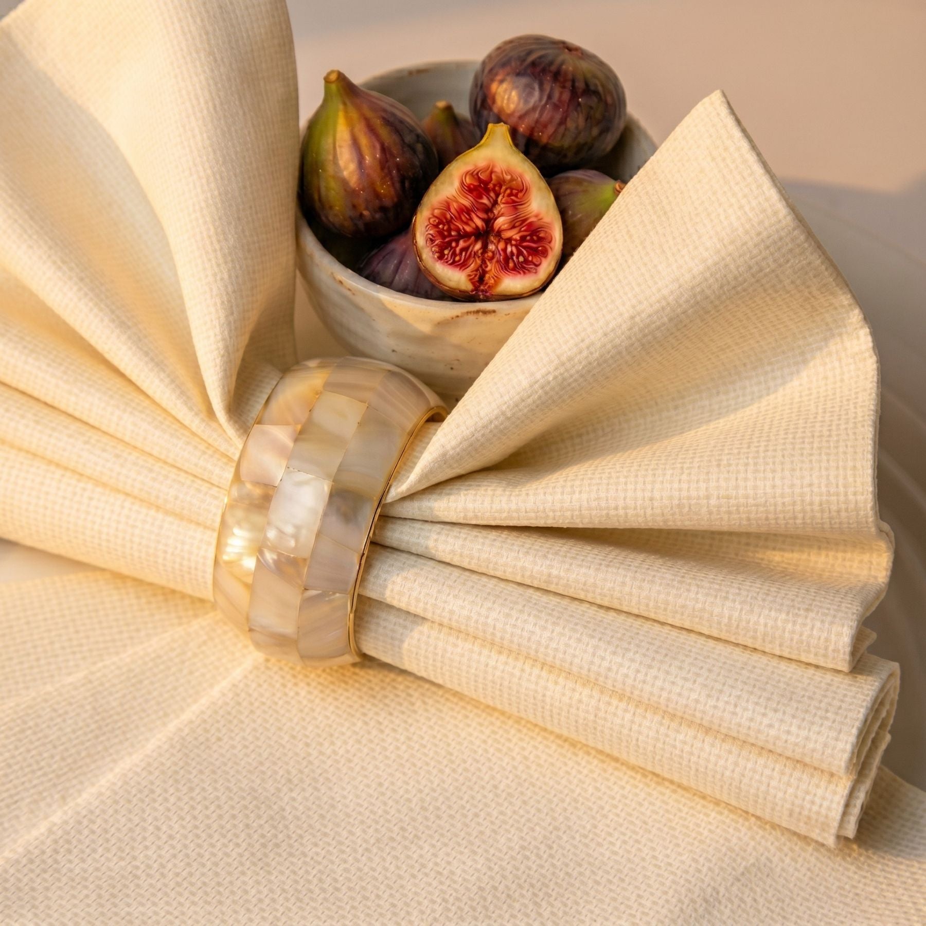 16" x 16" Elegant Touch