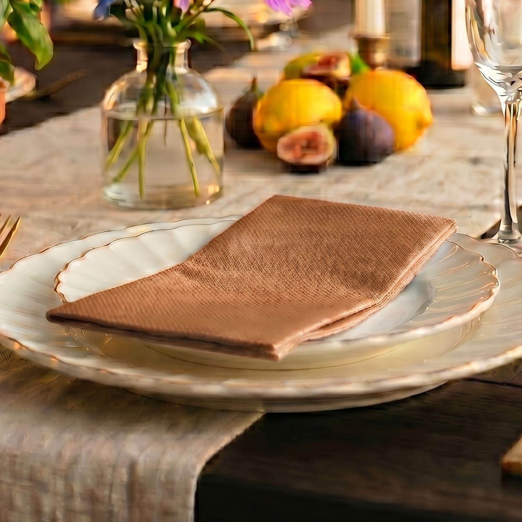 BRONZE-COPPER BROWN Disposable Dinner Napkins — Cloth-Like Airlaid 16x16"