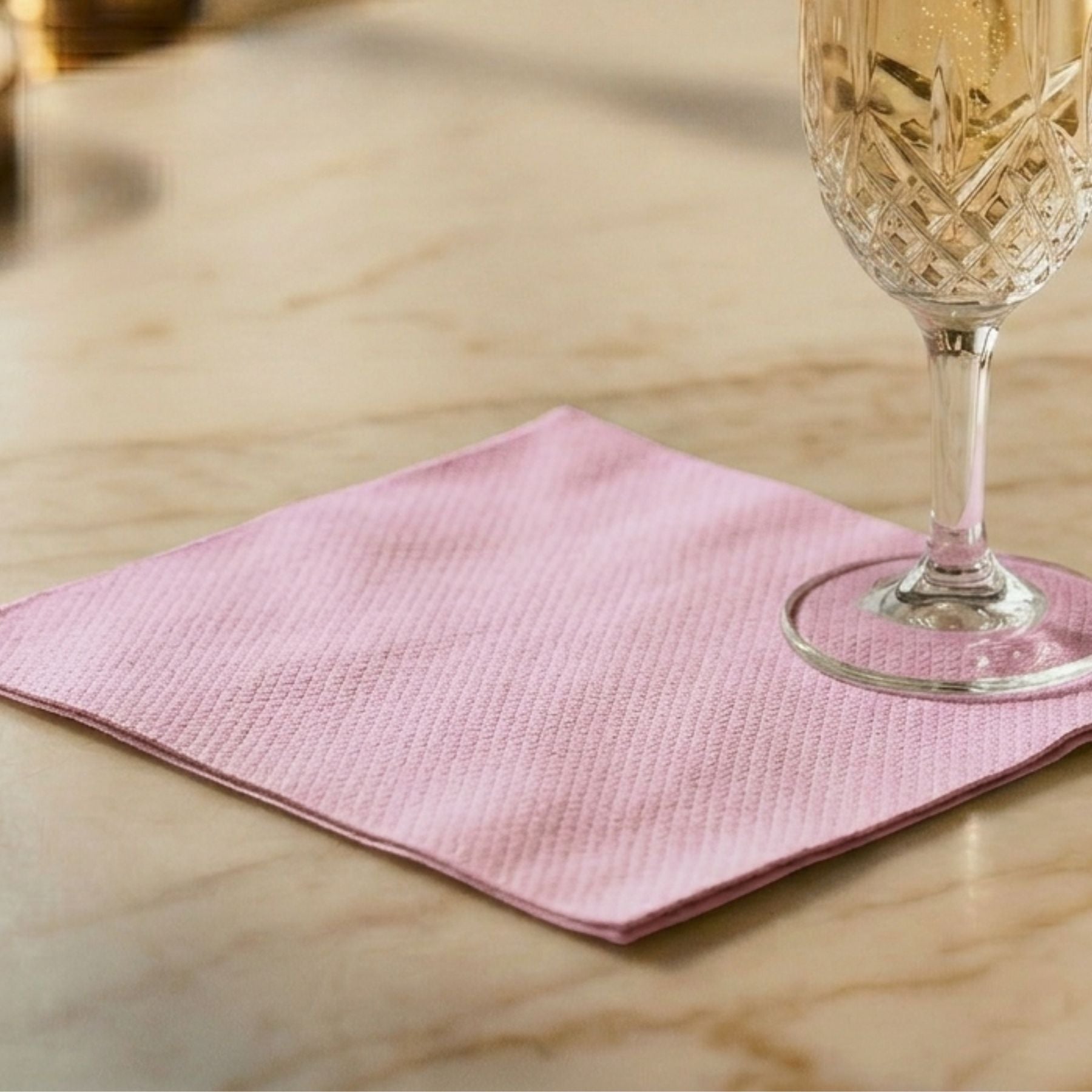 LIGHT PINK Disposable Cocktail Napkins — Cloth-Like Airlaid 10x10"