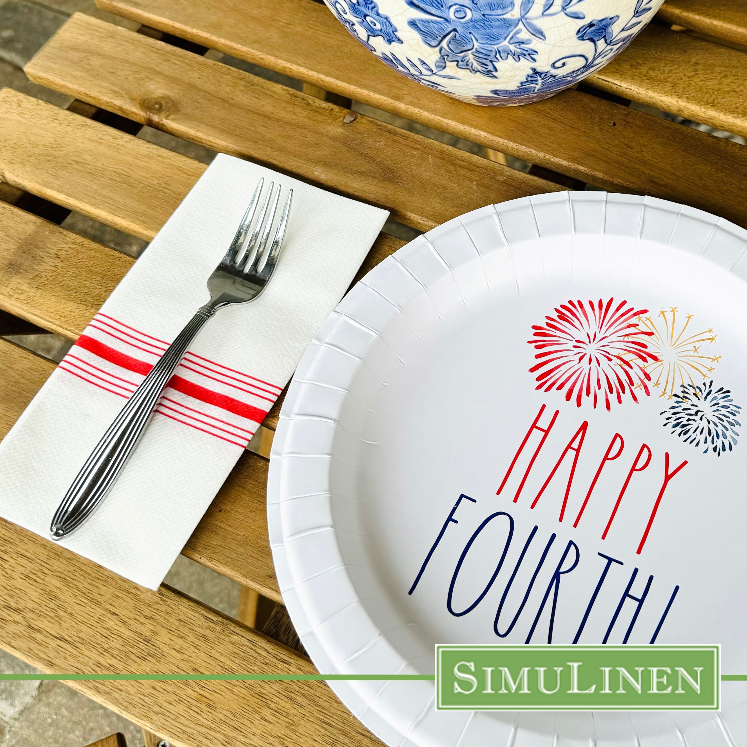Red bistro stripe SimuLinen select dinner napkins with patriotic table setting